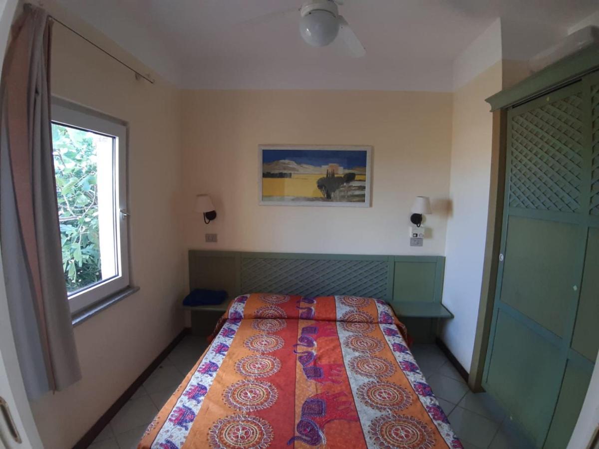 איזולה רוסה Appartamento Panoramico Calarossa Sardegna מראה חיצוני תמונה